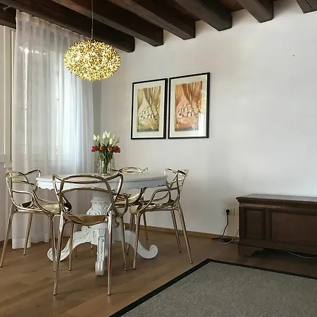 Lägenhet Palazzo Monigo By H-fast *