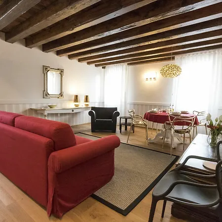Lägenhet Palazzo Monigo By H-fast